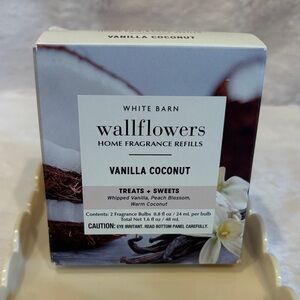 White Barn Vanilla Coconut Wallflowers Fragrance Refills - Cream and Brown